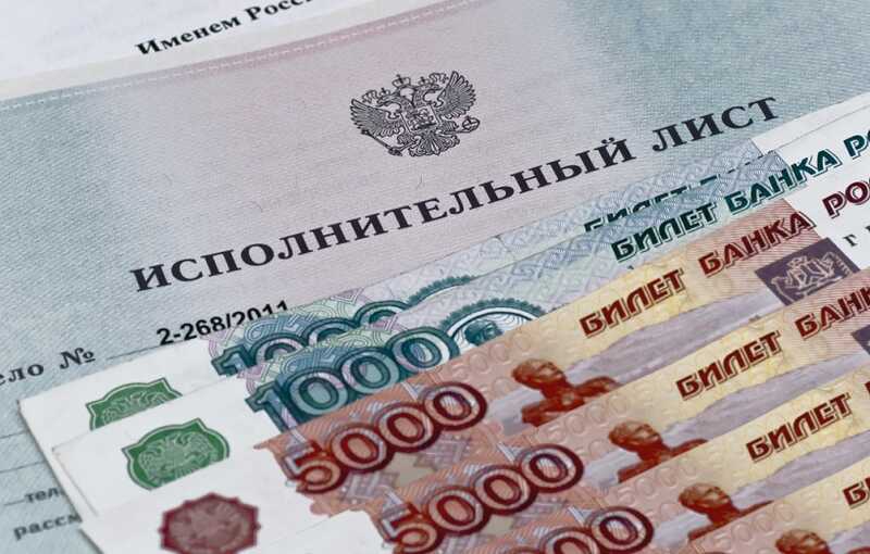 Женщина выиграла суд по алиментам, выставив жизнь бывшего мужа на показ в соцсетях