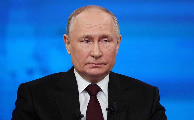 Путин обязал украинцев в России либо легализоваться, либо уехать