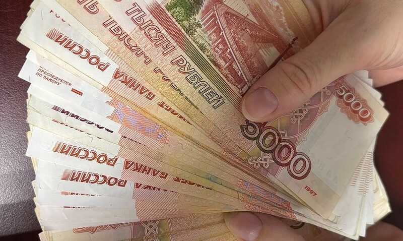 Беременные школьницы Орловской области получат финансовую поддержку от региона