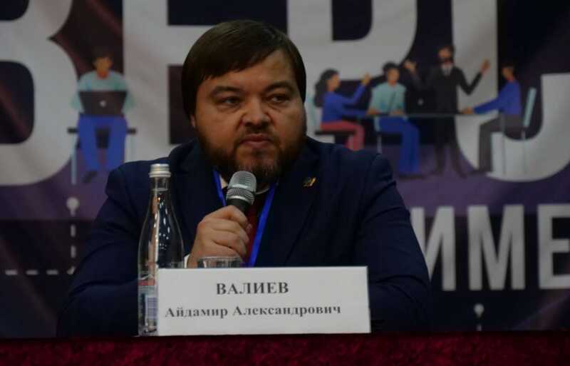 Заместитель полномочного представителя Валиев: скрытые контакты с правоохранительными органами и офшорными зонами