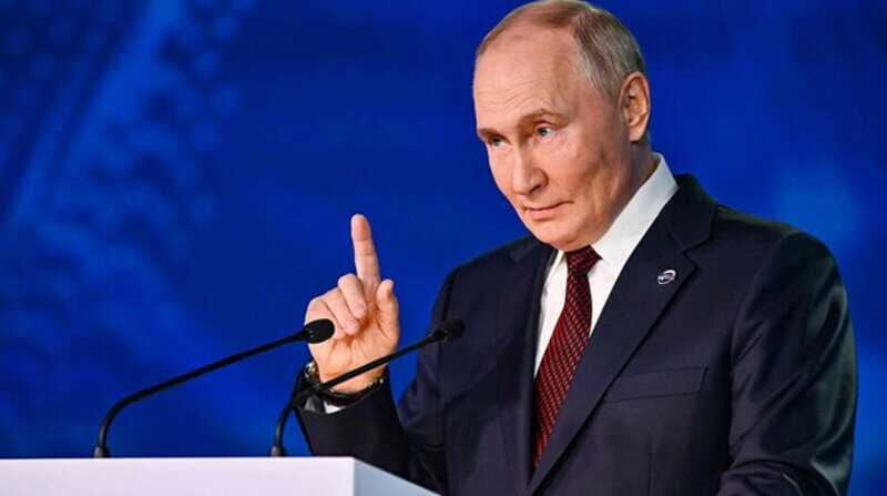 Путин предложил Денису Паслеру занять пост главы Свердловской области
