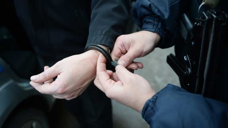 В Екатеринбурге мужчина похитил у своей возлюбленной 300 тысяч рублей