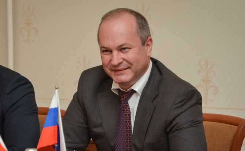 Экс-замгубернатора Ростовской области Кушнарева обвиняют в получении взятки и хранении оружия