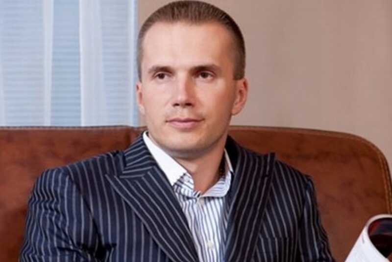 Александр Янукович больше не владеет компанией «Арсенал Инвест»