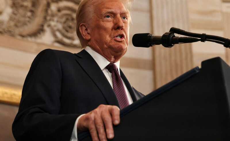 Трамп пообещал положить конец "нечестным торговым схемам" ЕС