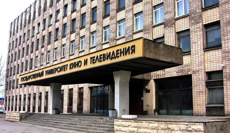 В Санкт-Петербурге преподаватели покидают вуз из-за давления со стороны бывшего ректора