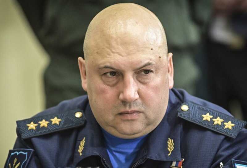 Сергей Суровикин получил дипломатический паспорт и уехал в Алжир за день до мятежа Пригожина