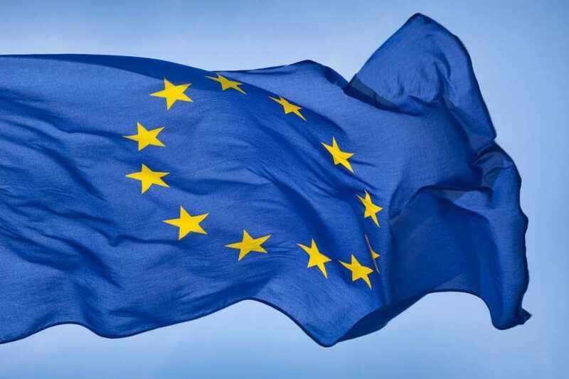 Евросоюз готов отложить санкции против России в ожидании переговоров Зеленского и Путина